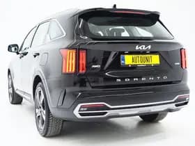 Kia Sorento 1.6 T-GDI Plug-in Hybrid 4WD 7p. thumbnail 3