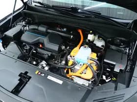 Kia Sorento 1.6 T-GDI Plug-in Hybrid 4WD 7p. thumbnail 7
