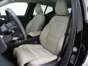 Volvo XC40 1.5 T5 Plug-in hybrid Ultimate Dark thumbnail 4