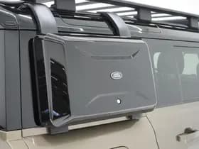 Land Rover Defender 110 2.0 P400e Urban thumbnail 17