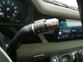 Land Rover Defender 110 2.0 P400e Urban thumbnail 29