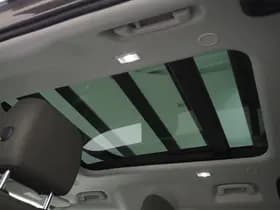 Land Rover Defender 110 2.0 P400e Urban thumbnail 43