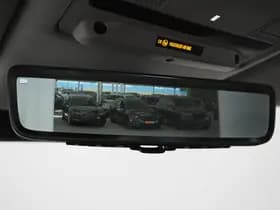 Land Rover Defender 110 2.0 P400e SE thumbnail 28