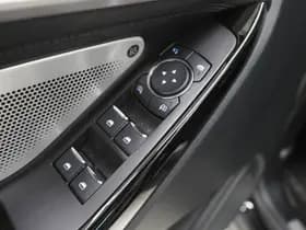 Ford Explorer 3.0 V6 EcoBoost PHEV Platinum 7P thumbnail 21