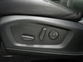 Ford Explorer 3.0 V6 EcoBoost PHEV Platinum 7P thumbnail 22