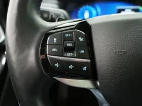 Ford Explorer 3.0 V6 EcoBoost PHEV Platinum 7P thumbnail 25