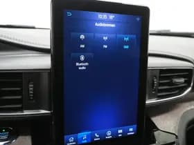 Ford Explorer 3.0 V6 EcoBoost PHEV Platinum 7P thumbnail 30