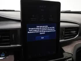 Ford Explorer 3.0 V6 EcoBoost PHEV Platinum 7P thumbnail 32