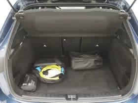 Mercedes-Benz GLA 250 e thumbnail 36