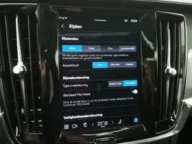 Volvo V90 2.0 T6 Plug-in hybrid AWD Plus Dark Long Range thumbnail 33