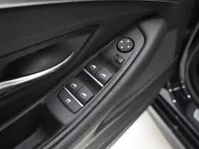 BMW 5 Serie Touring 520xd M Sport thumbnail 17