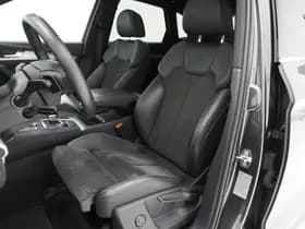 Audi Q5 55 TFSI e quattro Competition thumbnail 4