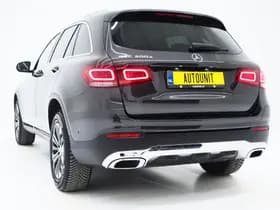 Mercedes-Benz GLC 300e 4MATIC thumbnail 3