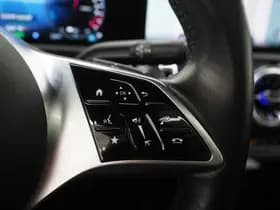 Mercedes-Benz A-Klasse 250 e Luxury Line thumbnail 24