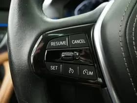 BMW 5 Serie Touring 530e xDrive thumbnail 22