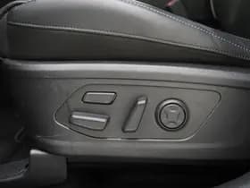 Kia Sorento 1.6 T-GDI Plug-in Hybrid 4WD ExecutiveLine thumbnail 24