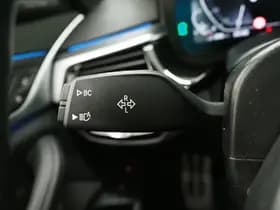 BMW 5 Serie Touring 530e xDrive M Sport thumbnail 23