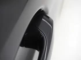 BMW 5 Serie Touring 530e xDrive thumbnail 16