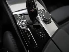 BMW 5 Serie Touring 530e xDrive thumbnail 37