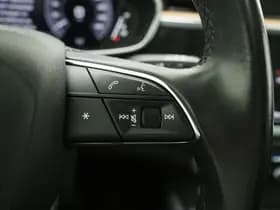 Audi Q3 45 TFSI e S-Line Edition Black thumbnail 28