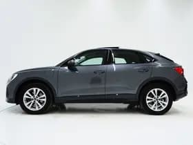 Audi Q3 Sportback 45 TFSI e Edition Full Black thumbnail 2