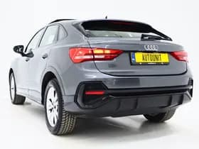 Audi Q3 Sportback 45 TFSI e Edition Full Black thumbnail 3