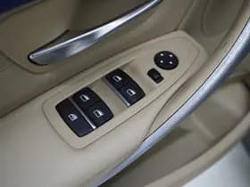 BMW 3 Serie Touring 320i M Sport Shadow thumbnail 18