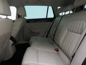 Škoda Superb Combi 1.4 TSI iV Laurin & Klement thumbnail 38