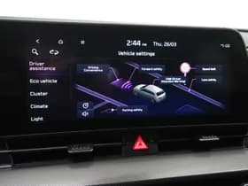 Kia Sportage 1.6 T-GDi Plug-in Hybrid AWD thumbnail 32