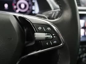 Škoda Superb Combi 1.4 TSI iV Laurin & Klement thumbnail 26