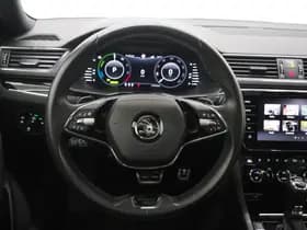 Škoda Superb Combi 1.4 TSI iV Laurin & Klement thumbnail 41