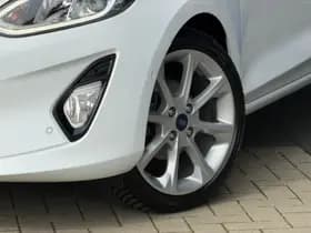 Ford Fiesta 1.0 EcoBoost Titanium | Stoelverwarming | Camera | Cruise Control | Apple Carplay | Voorruit verwarming thumbnail 7