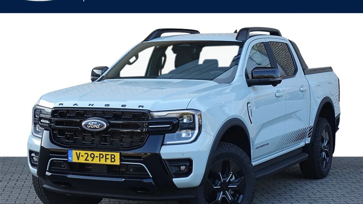 Ford Ranger Stormtrak Double Cab PHEV 281 PK | Binnenkort verwacht | 5 zitplaatsen | 3.500 KG Trekhaak | Chili Grey | — foto 1