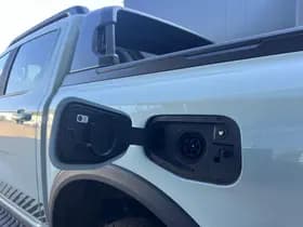 Ford Ranger Stormtrak Double Cab PHEV 281 PK | Binnenkort verwacht | 5 zitplaatsen | 3.500 KG Trekhaak | Chili Grey | thumbnail 5