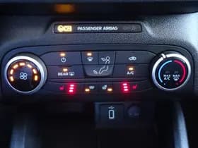 Ford Focus 1.0 Turbo 125pk ST Line Business | Panorama dak | Winterpack | Cruise. | Airco | thumbnail 17