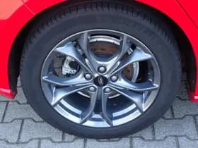 Ford Focus 1.0 Turbo 125pk ST Line Business | Panorama dak | Winterpack | Cruise. | Airco | thumbnail 7