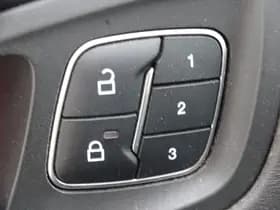 Ford Kuga 1.5 Turbo 150pk Vignale | Adatieve Cruise. | Keyless | Elek. Achterklep | Blis | Trekhaak | Trekgewicht 2000kg | Xenon | Sony Audio | Stoelverw. | thumbnail 23