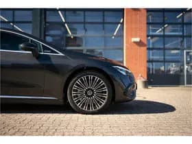 Mercedes-Benz EQE 300 thumbnail 12