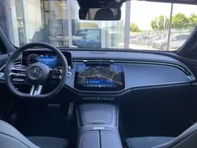 Mercedes-Benz E-Klasse E 300 e thumbnail 17