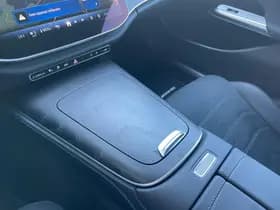 Mercedes-Benz E-Klasse E 300 e thumbnail 25