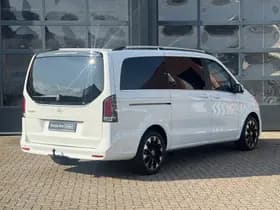 Mercedes-Benz V-Klasse V 220d L Avantgarde | Incl. BTW/BPM | 7-Persoons | Burmester | 360° Camera thumbnail 2