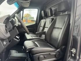 Mercedes-Benz Sprinter 319 3.0 V6 L2H2 | 2,8t Trekhaak | Camera | Cruise | Navi thumbnail 9