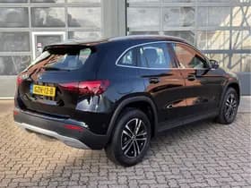 Mercedes-Benz GLA 250 e Star Edition Luxury Line thumbnail 4