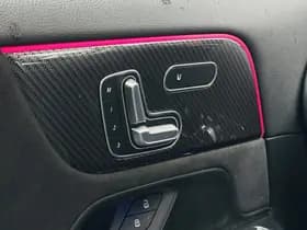 Mercedes-Benz GLA 180 Business Solution AMG thumbnail 17