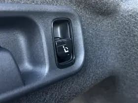 Mercedes-Benz C-Klasse C 300 e Business Solution AMG thumbnail 10