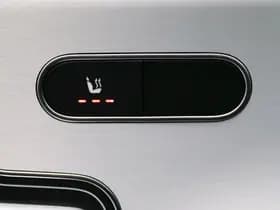 Mercedes-Benz A-Klasse A 250 e Business Solution AMG thumbnail 7