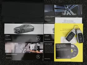 Mercedes-Benz A-Klasse A 250 e Business Solution AMG thumbnail 9