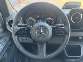 Mercedes-Benz ESprinter 320 L2H2 Pro 81kWh | WLTP 257 km | Trekhaak | Certified 24 mnd garantie thumbnail 13