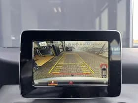 Mercedes-Benz CLA 180 thumbnail 13