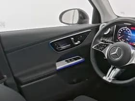 Mercedes-Benz GLC 300e 4-Matic Luxury Line thumbnail 9